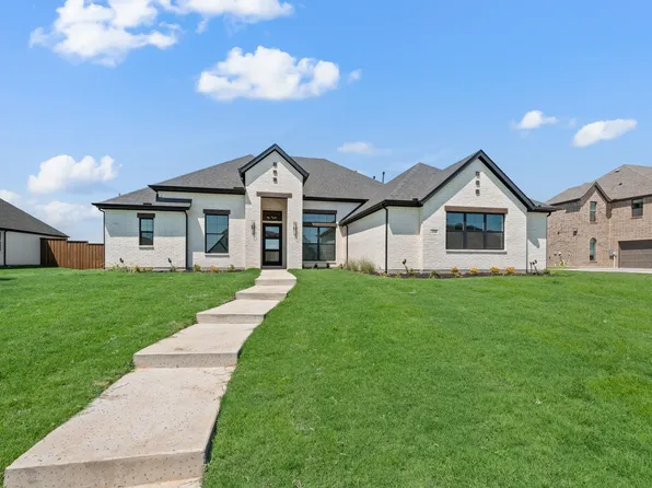 318 Broadmoor Dr, Haslet, TX 76052