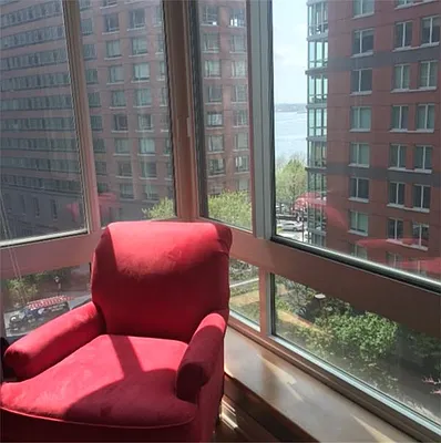 Rented by Siderow Residential Group | media 21