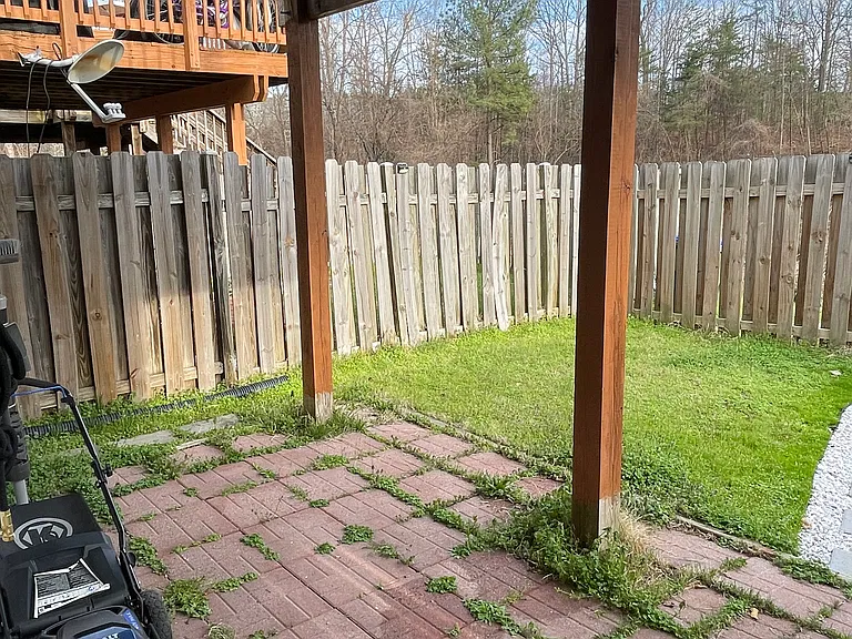 507 Stafford Glen Ct — Photo 12