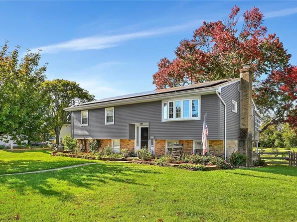 6237 Shepherd Hills Ave, Allentown, PA 18106