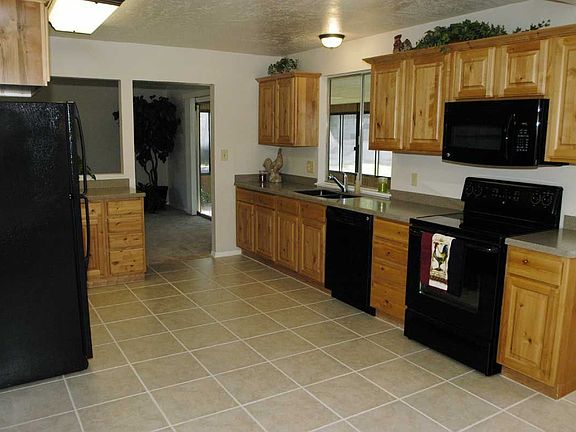 Upgraded Kitchen