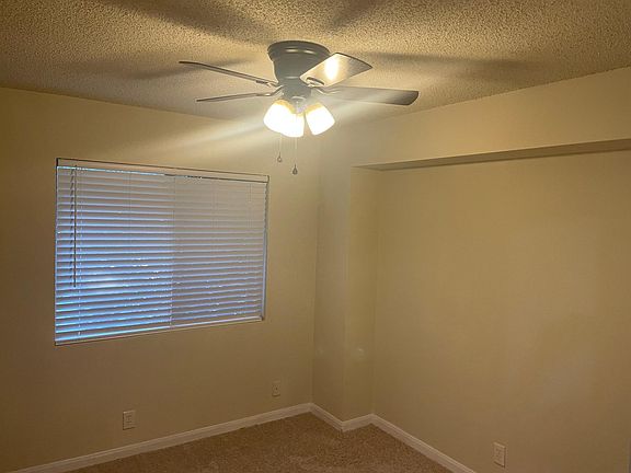 3rd image of 4130 Tavern Oaks St
