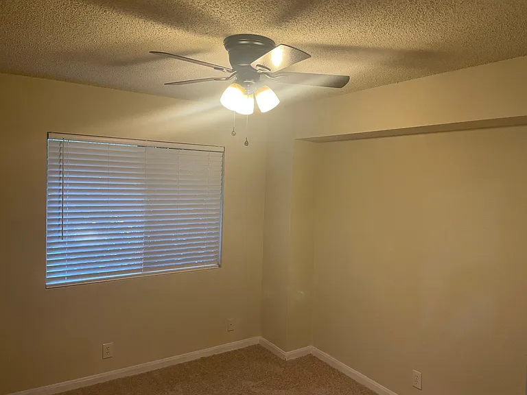 4130 Tavern Oaks St — Photo 13