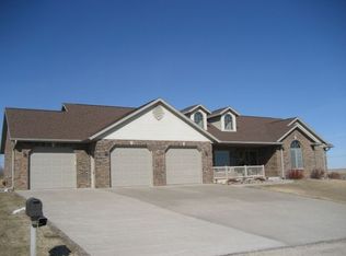 30060 Clinton Rd, Cuba City, WI 53807