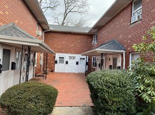 1690 Grand Ave APT B14, Baldwin, NY 11510