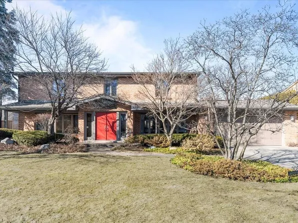2087 Magnolia Ln, Highland Park, IL 60035