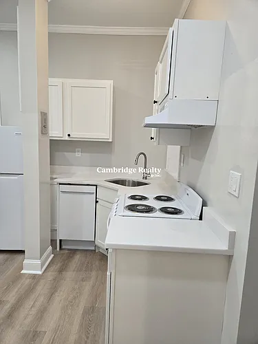 1193 Commonwealth Ave #5T Photo 1