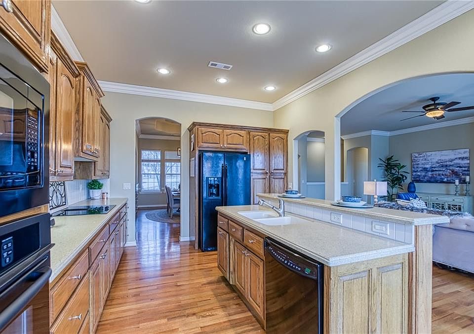 1st image of 5 Corpach Ln