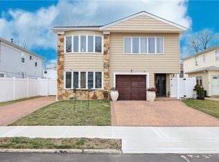 151 Dawson Cir, Staten Island, NY