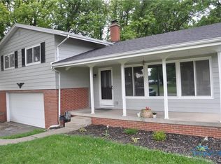 861 Fremont St, Elmore, OH 43416