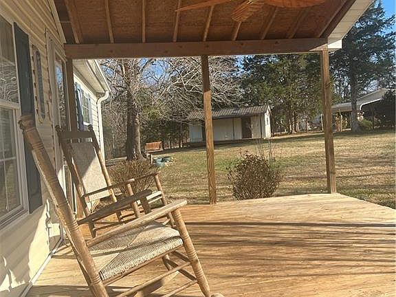 3rd image of 2831 Ayersville Rd