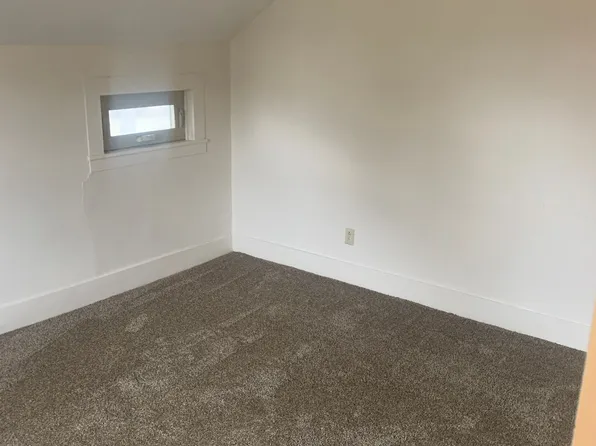 333 W Park Ave APT 2, Columbiana, OH 44408