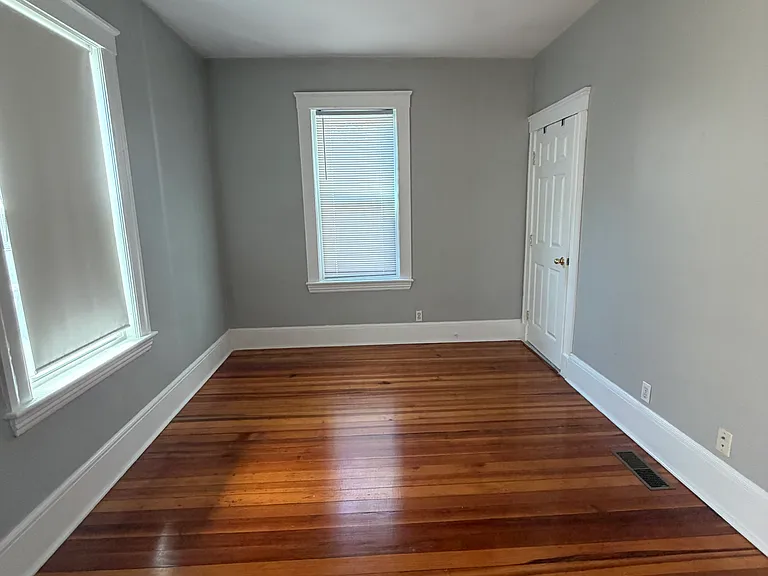 15 Waldo Ave #1F — Photo 5