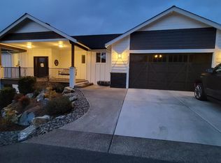 2357 Robertson Crst, Grants Pass, OR 97527