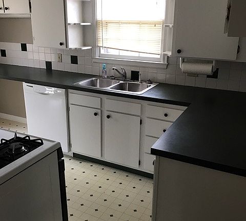 3rd image of 815 Chinook Ave