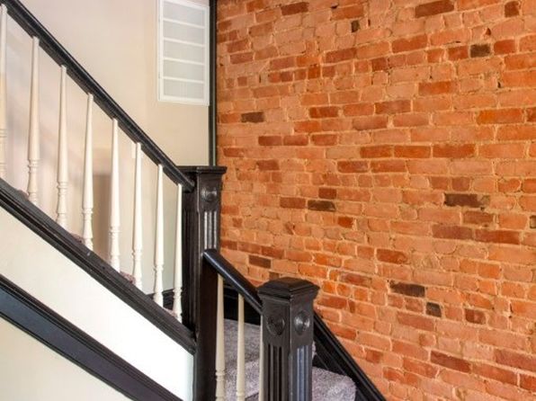 richmond-virginia-445725936 picture