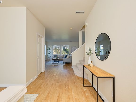 4th image of 17603 SW Dodson Dr