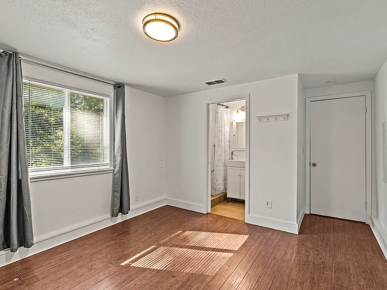 13 Lukens Pl — Photo 9