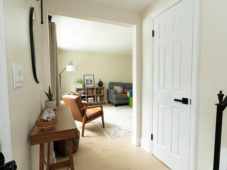 95 Grandview Dr — Photo 1