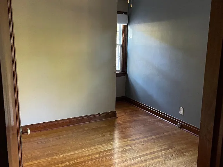 260 Old Sulphur Spring Rd — Photo 10