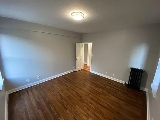 3rd image of 596 Edgecombe Ave #2IA