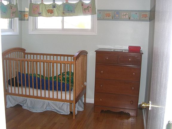 5th image of 1513 East Ave