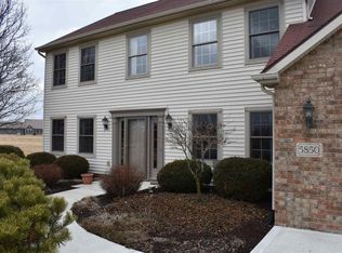 5850 N Ashford Dr, Columbia City, IN 46725