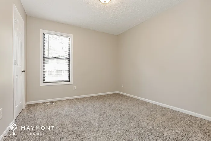 7660 Mountain Creek Way — Photo 12