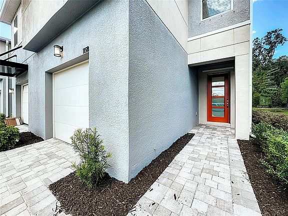 3rd image of 1158 CREEK VALLEY COURT