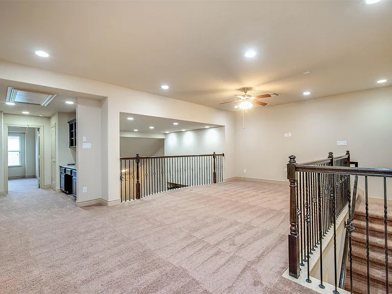 24111 Valencia Ridge Ln — Photo 36