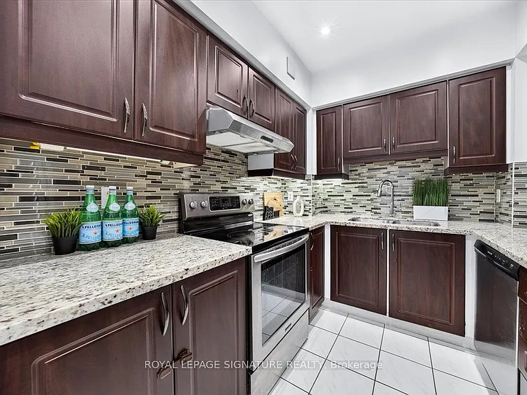 735 New Westminster Dr #59 — Photo 9
