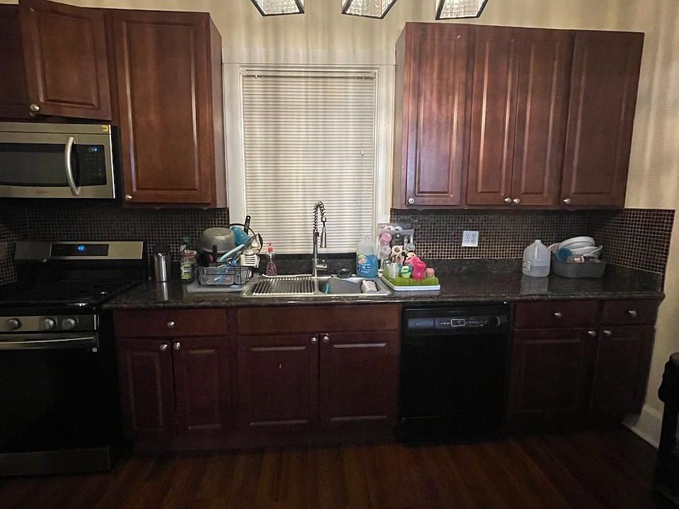 1st image of 3630 N Ashland Ave #2