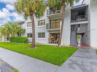 7195 NW 179th St APT 105, Hialeah, FL 33015