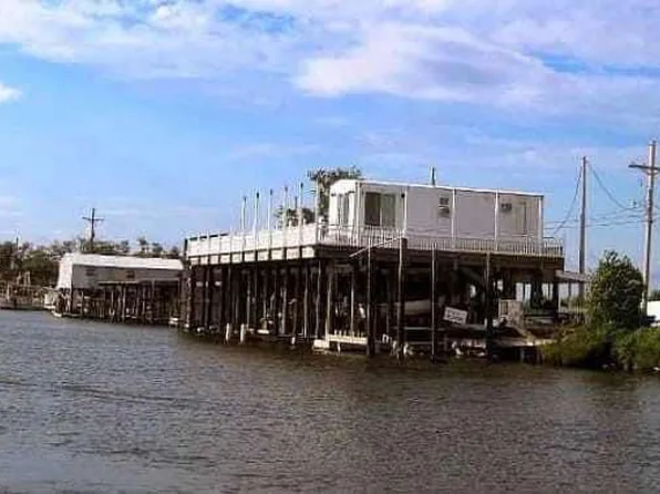 6517 Delacroix Hwy, Saint Bernard, LA 70085