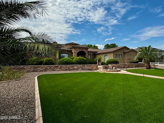 3rd image of 3771 E SUNNYDALE Drive