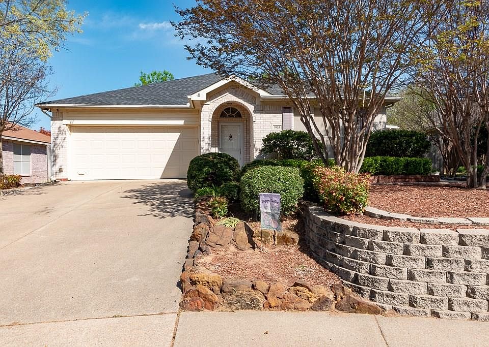 1st image of 3953 Parkhaven Dr