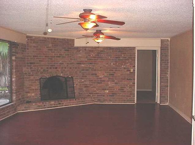 1st image of 601 Adee Ln