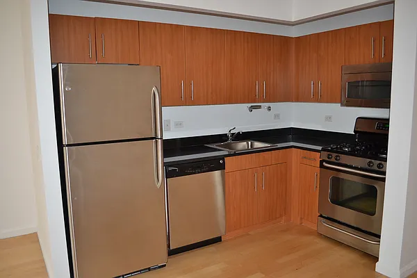 Rented by Tabak Real Estate | media 13