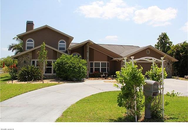 1st image of 2114 Lochmoor Cir