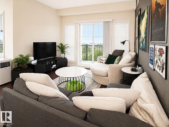 2nd image of 6 Augustine Cres #3403