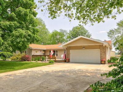 1517 S Beyer Rd, Saginaw, MI, 48601