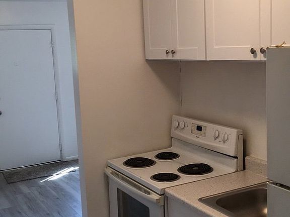 5th image of 1904 Westview Cir APT 58