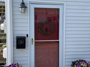 134 Ridgewood Rd, Middletown, RI 02842