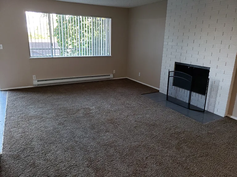 3506 NE 95th St #105 — Photo 6