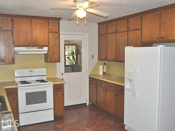 4th image of 2847 Rosemont Dr