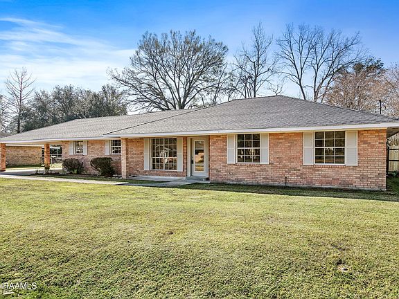 2nd image of 310 Alice Dr