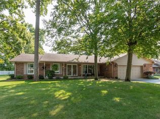 19 Woodstock Dr, Brownsburg, IN 46112