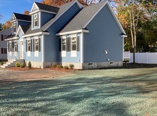 5 Seven Oaks Rd, North Billerica, MA 01862
