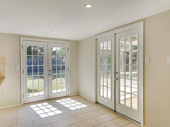 5th image of 3703 Skipton Dr