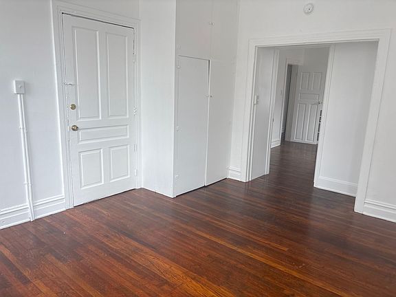 3rd image of 50 W Jackson St APT 1